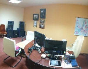 , 65m2 dans Cluj-napoca, zone Manastur