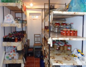 House 6 rooms for sale in Cluj-napoca, zone Manastur