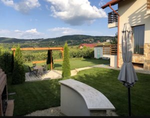 Ház 4 szobák eladó on Salicea