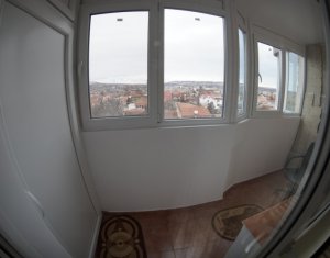 Appartement 3 chambres à louer dans Cluj-napoca, zone Marasti