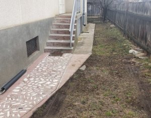 Ház 4 szobák eladó on Floresti