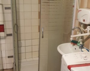 Ház 4 szobák eladó on Floresti