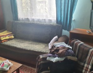 Ház 4 szobák eladó on Floresti