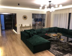 Maison 4 chambres à vendre dans Cluj-napoca, zone Buna Ziua