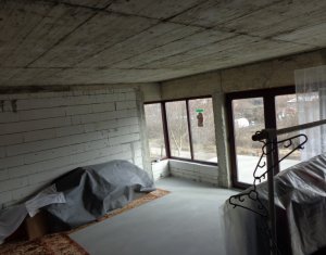 Ház 9 szobák eladó on Cara