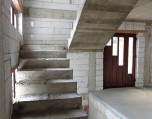 Ház 9 szobák eladó on Cara