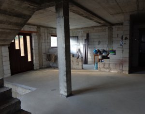 Ház 9 szobák eladó on Cara