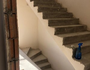 Ház 4 szobák eladó on Cluj-napoca, Zóna Dambul Rotund