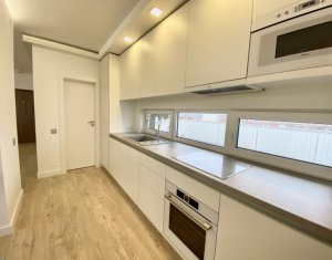 Lakás 4 szobák kiadó on Cluj-napoca, Zóna Gheorgheni