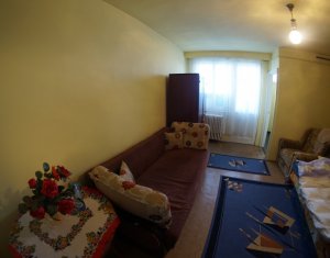 Garzon eladó on Cluj-napoca, Zóna Manastur