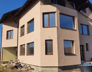 Ház 5 szobák eladó on Luna De Sus