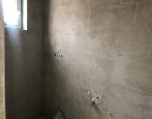 Ház 4 szobák eladó on Floresti