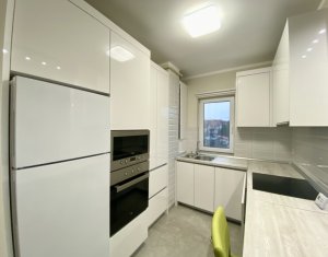 Lakás 4 szobák kiadó on Cluj-napoca, Zóna Intre Lacuri