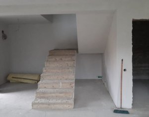 Maison 4 chambres à vendre dans Cluj-napoca, zone Iris
