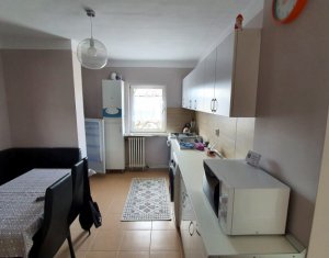 Lakás 4 szobák kiadó on Cluj-napoca, Zóna Manastur