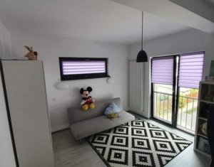 Ház 4 szobák eladó on Floresti