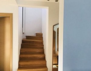 Ház 4 szobák eladó on Floresti