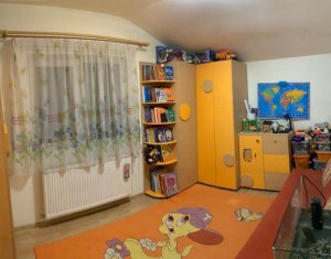 Ház 4 szobák eladó on Floresti