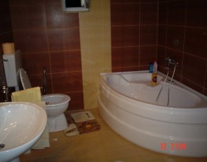 Ház 4 szobák eladó on Floresti