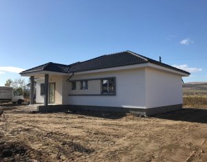 Ház 4 szobák eladó on Jucu De Mijloc