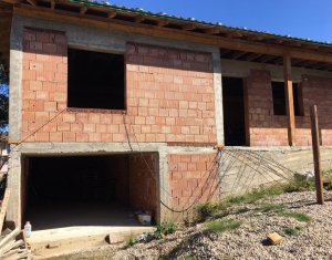 Ház 4 szobák eladó on Salicea