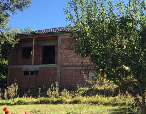 Ház 4 szobák eladó on Salicea