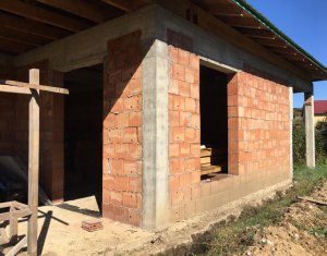 Ház 4 szobák eladó on Salicea