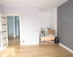 Lakás 3 szobák eladó on Floresti