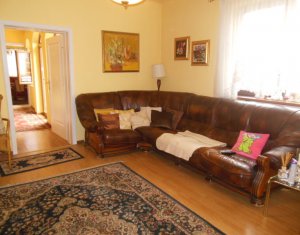 Ház 6 szobák eladó on Floresti