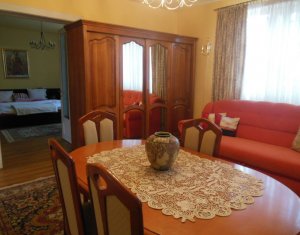 Ház 6 szobák eladó on Floresti