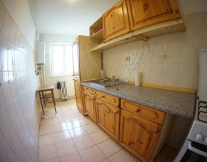 Lakás 3 szobák kiadó on Cluj-napoca, Zóna Manastur