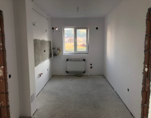 Lakás 2 szobák eladó on Floresti