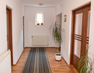 Ház 6 szobák eladó on Cluj-napoca, Zóna Manastur