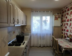 Lakás 4 szobák eladó on Cluj-napoca, Zóna Manastur