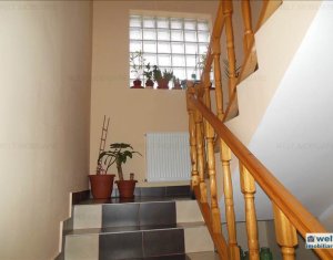 Maison 6 chambres à vendre dans Cluj-napoca, zone Manastur