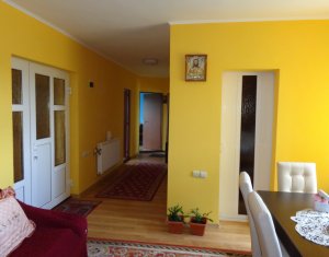 Ház 4 szobák eladó on Jucu De Mijloc