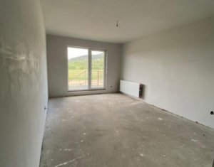 Lakás 2 szobák eladó on Floresti