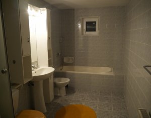 Ház 8 szobák kiadó on Cluj-napoca, Zóna Grigorescu