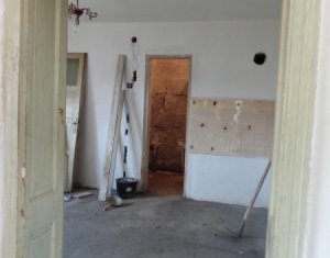 Ház 6 szobák eladó on Gilau