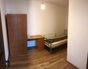 Lakás 3 szobák eladó on Floresti