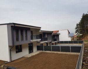 Ház 5 szobák eladó on Floresti