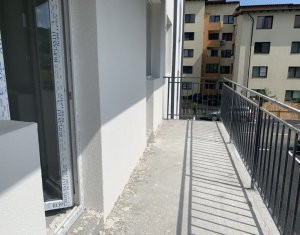 Lakás 2 szobák eladó on Floresti