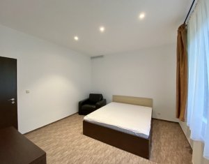 Lakás 3 szobák kiadó on Cluj-napoca, Zóna Centru