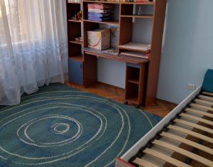 Lakás 4 szobák eladó on Cluj-napoca, Zóna Andrei Muresanu