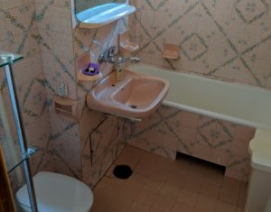 Lakás 4 szobák eladó on Cluj-napoca, Zóna Andrei Muresanu