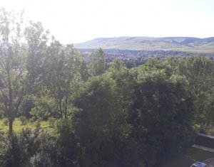 Lakás 3 szobák eladó on Floresti