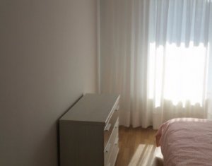 Appartement 3 chambres à louer dans Cluj-napoca, zone Marasti