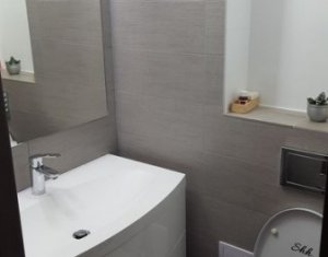 Lakás 4 szobák eladó on Cluj-napoca, Zóna Manastur