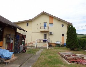 Ház 4 szobák eladó on Jucu De Mijloc