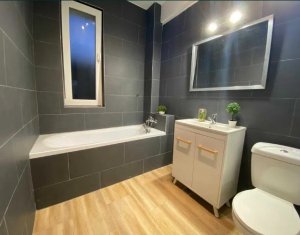 Lakás 2 szobák eladó on Floresti